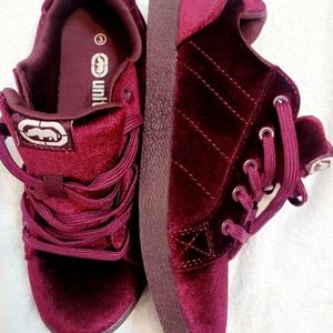 Eckó sneakers for girls size 3 color burgundy